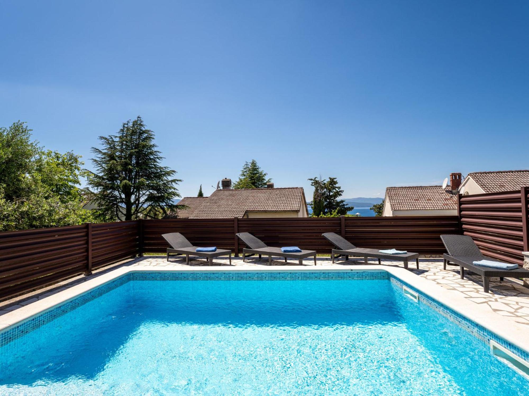 Apartment Albaneze Njivice Exterior foto